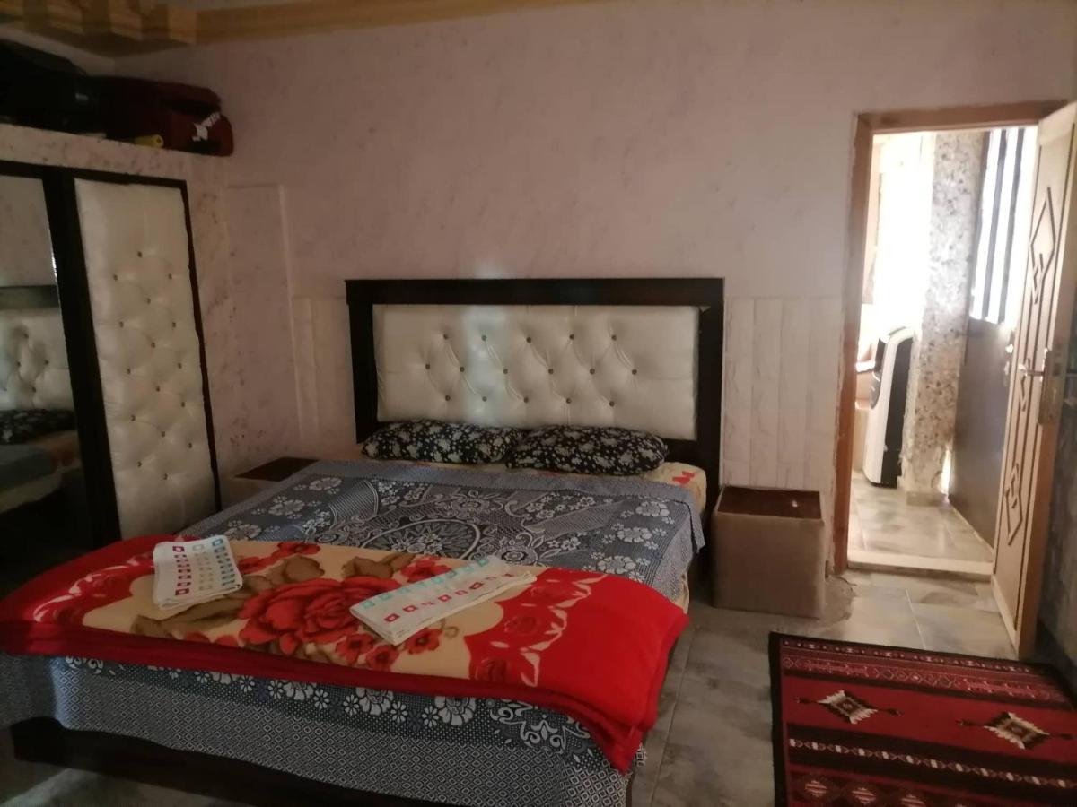 Guest House Hazem Al Azraq ash Shamālī Eksteriør billede